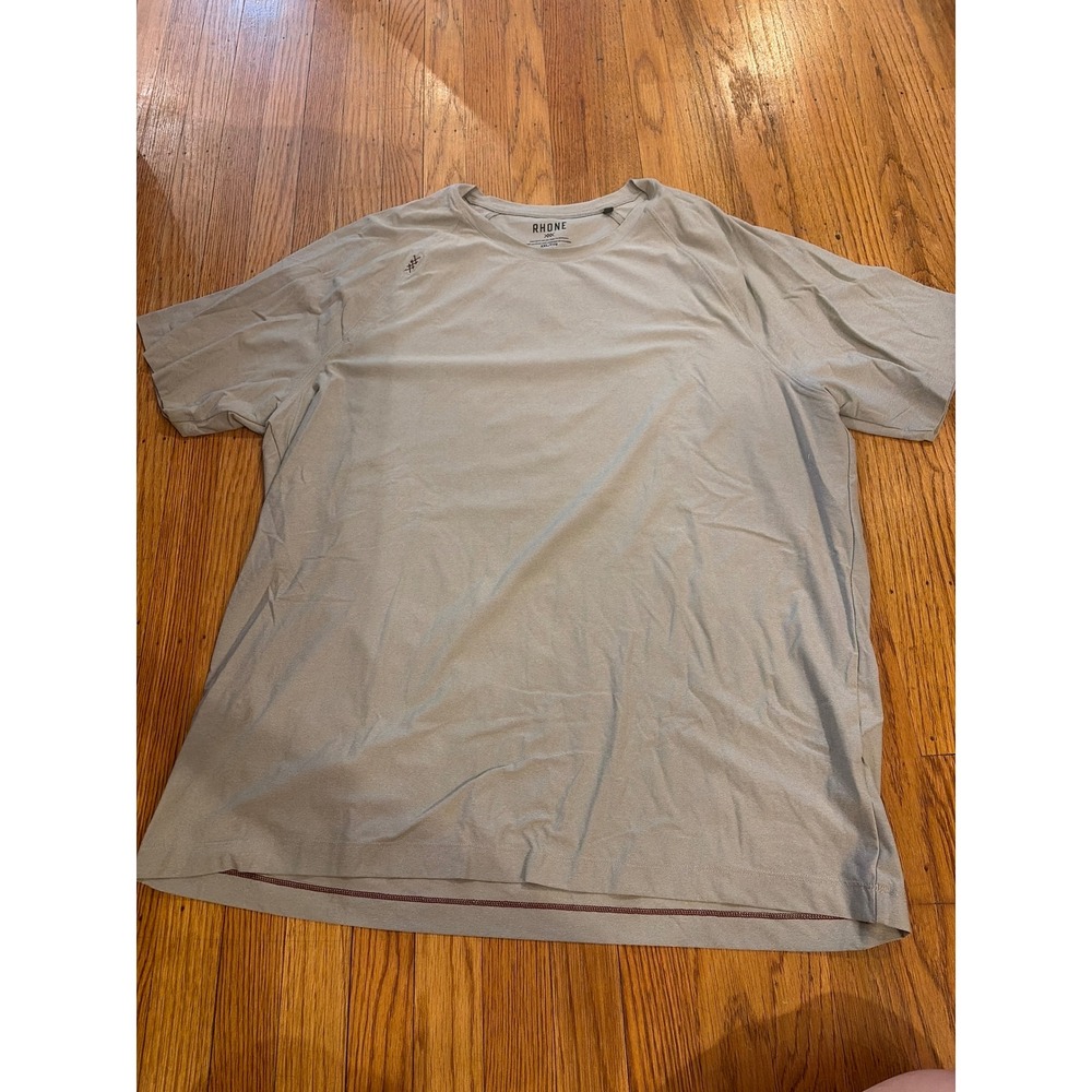 Rhone Reign Short Sleeve Training Tee Mens XXL Light Gray Performance Shirt